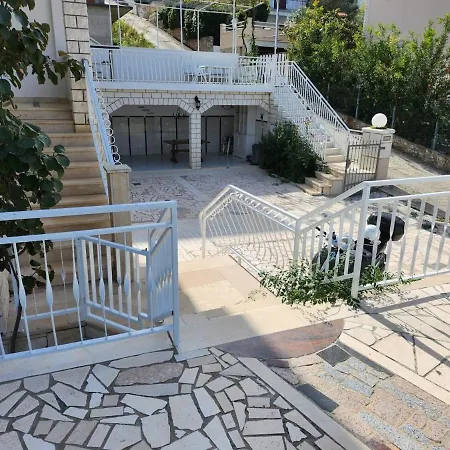 Haus Am Trogir, Mala Mora Appartement *