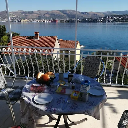 Haus Am Trogir, Mala Mora *