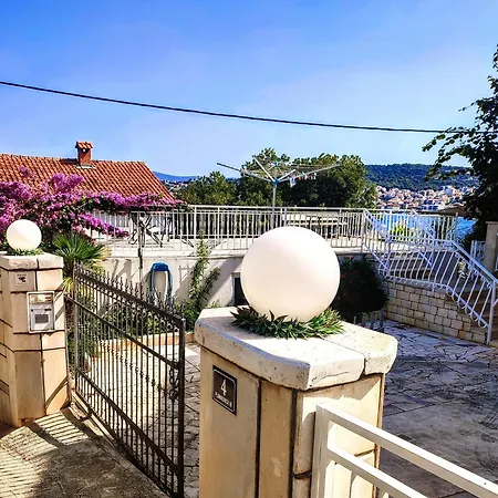 Appartement Haus Am Trogir, Mala Mora *