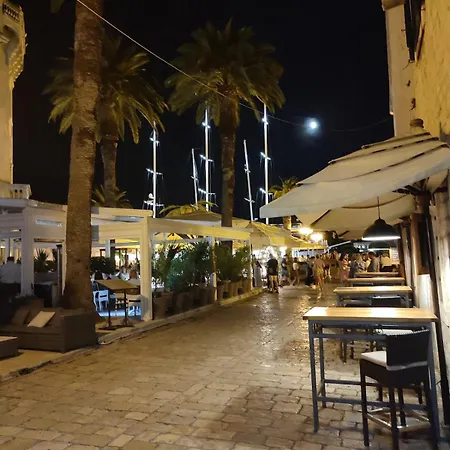 Haus Am Trogir, Mala Mora * טרוגיר