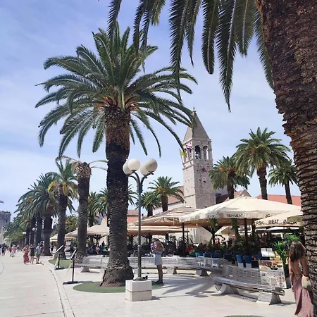 דירה Haus Am Trogir, Mala Mora *